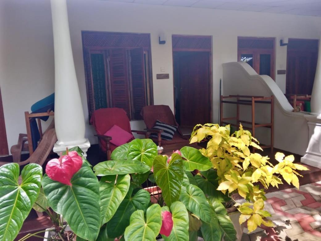 Sansala Guesthouse & Restaurant 탕갈레 객실 사진