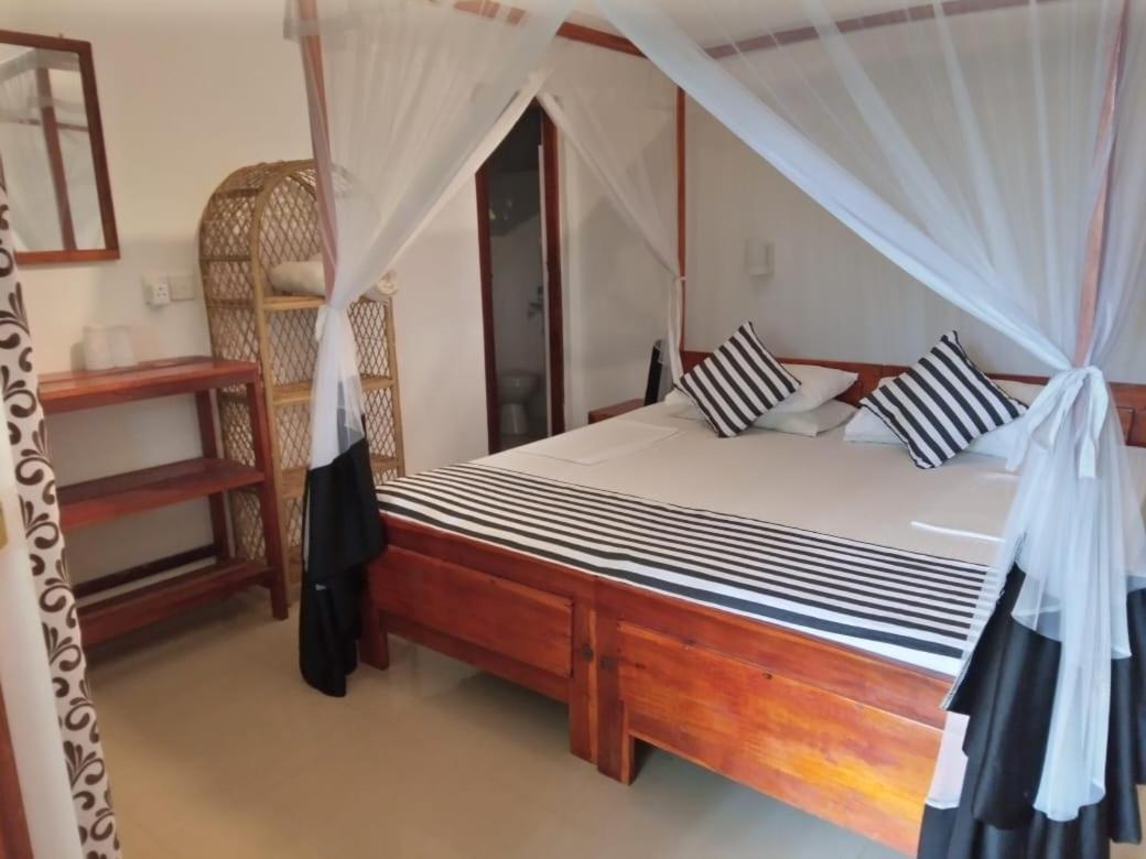 Sansala Guesthouse & Restaurant 탕갈레 객실 사진