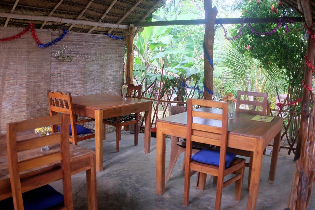 Sansala Guesthouse & Restaurant 탕갈레 외부 사진
