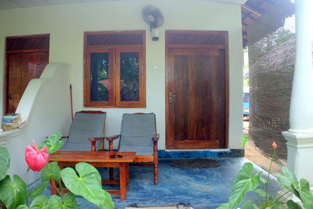 Sansala Guesthouse & Restaurant 탕갈레 외부 사진